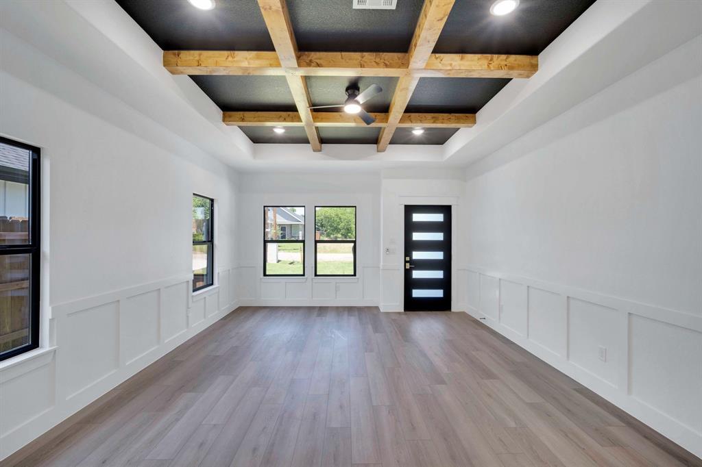 312 Matthew Street - Photo 8