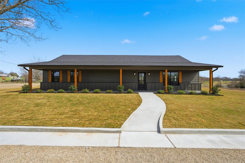 2303 Pilgrim Lane - Photo 2