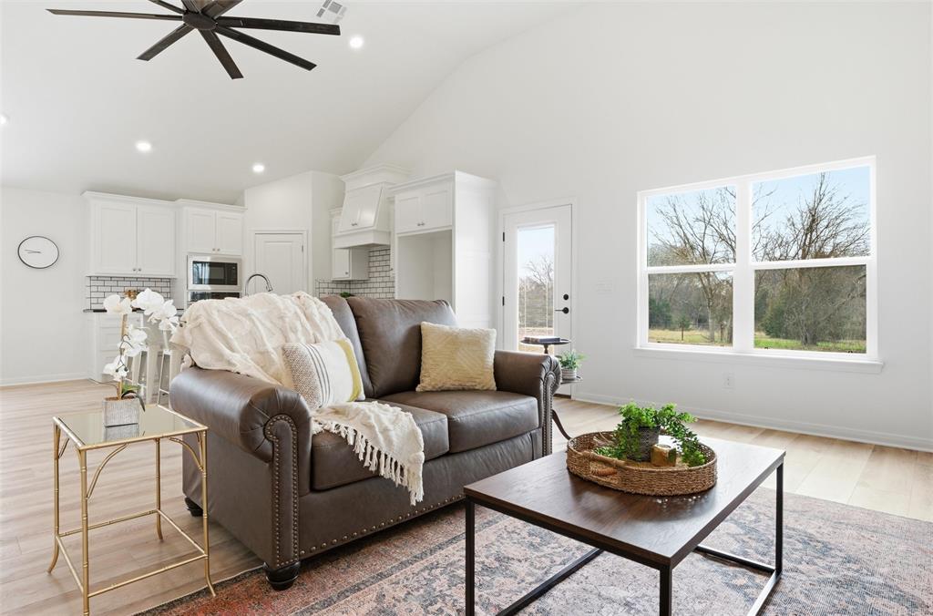 2303 Pilgrim Lane - Photo 7