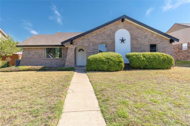 3409 Brook Glen Drive