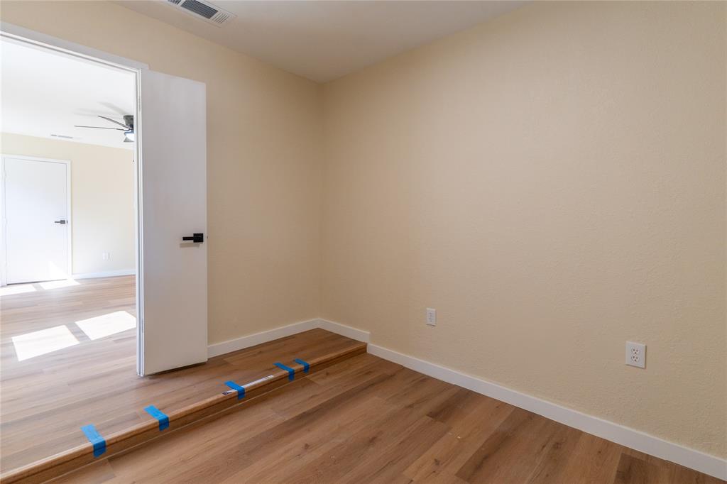 3409 Brook Glen Drive - Photo 16