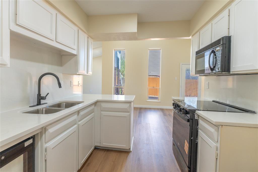 3409 Brook Glen Drive - Photo 5