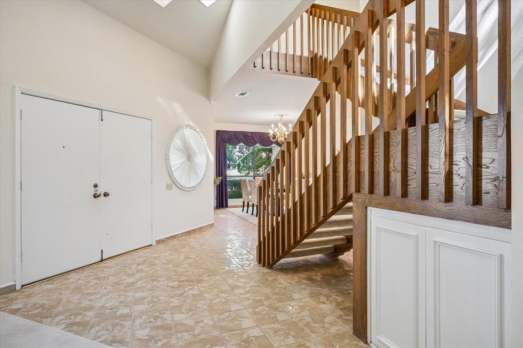 2926 N Saint Andrews Drive - Photo 10