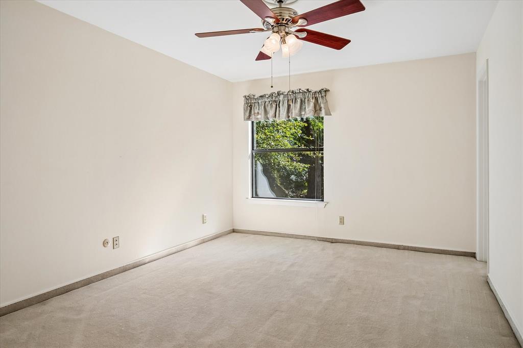 2926 N Saint Andrews Drive - Photo 37