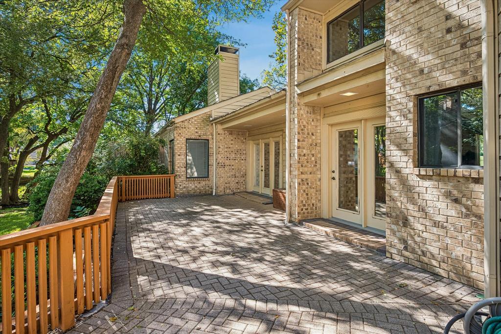2926 N Saint Andrews Drive - Photo 4