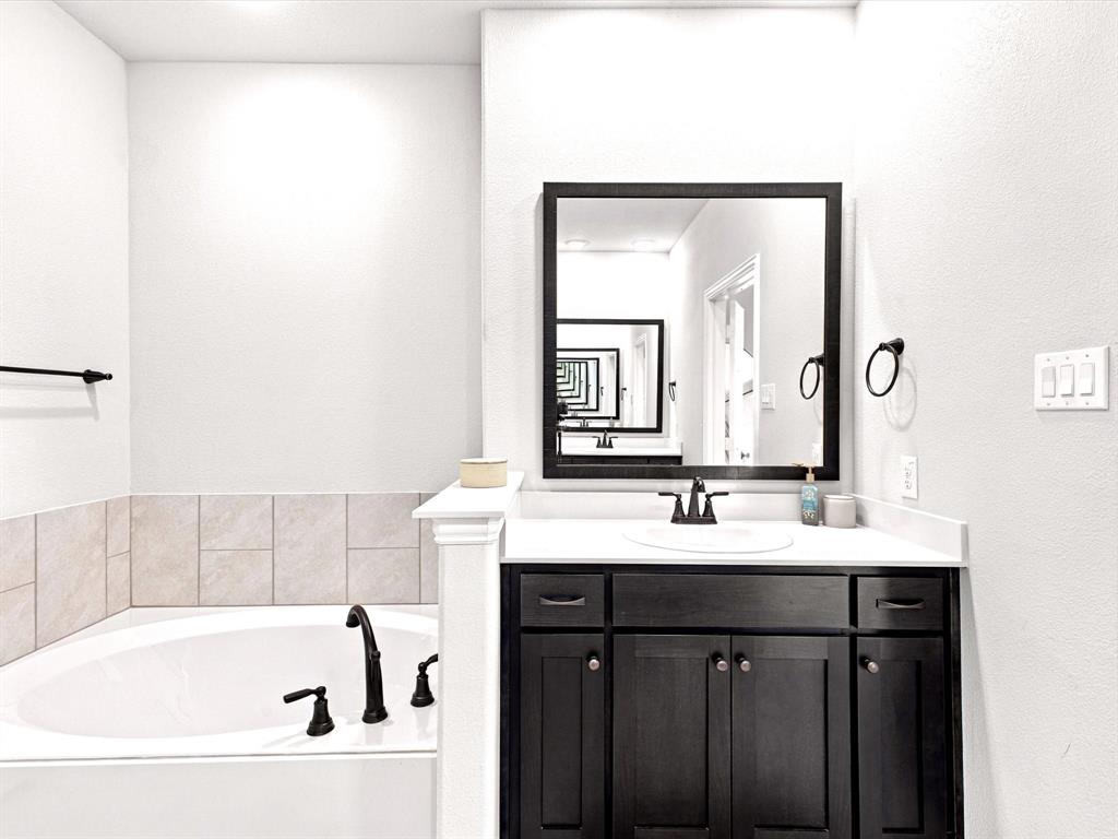 6612 Woodley Court - Photo 22