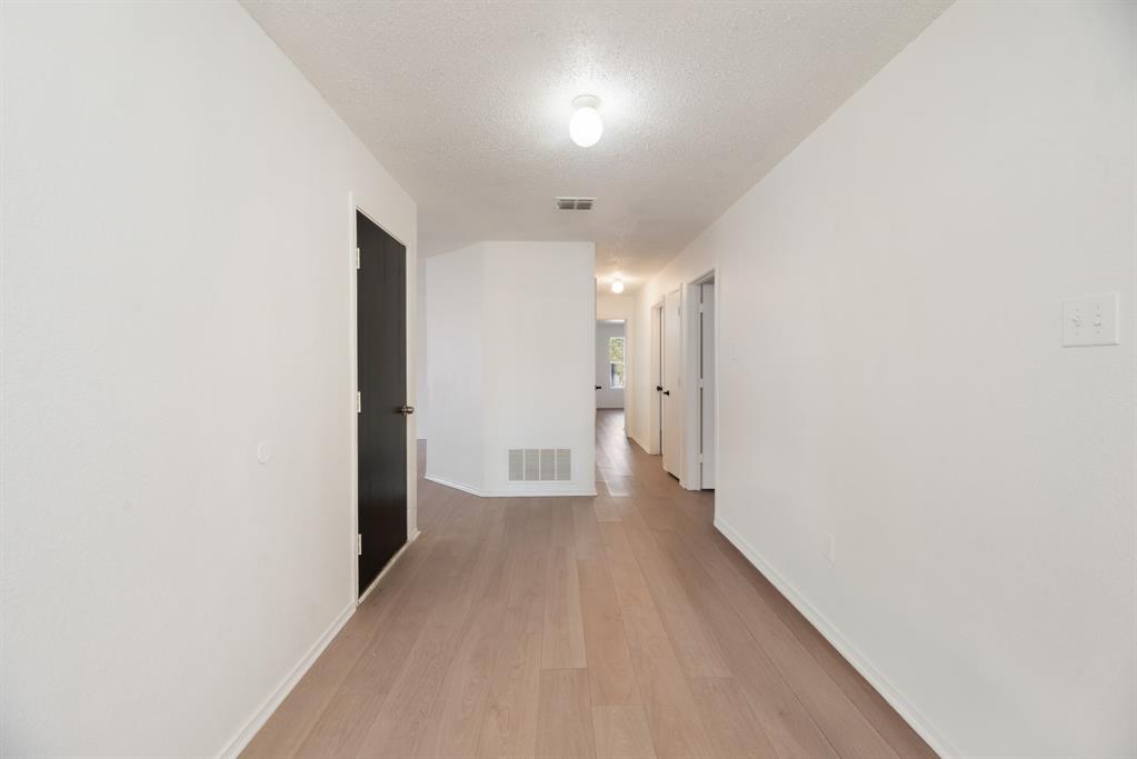 248 Meadowcrest Drive - Photo 3