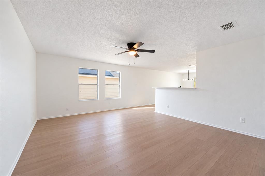 248 Meadowcrest Drive - Photo 4
