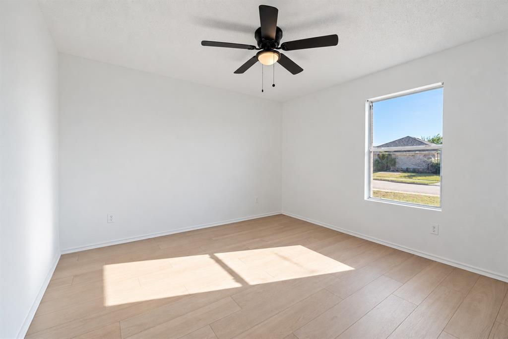 248 Meadowcrest Drive - Photo 7