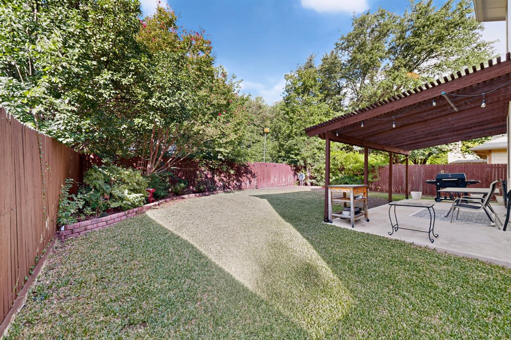 2109 Wentworth Drive - Photo 3
