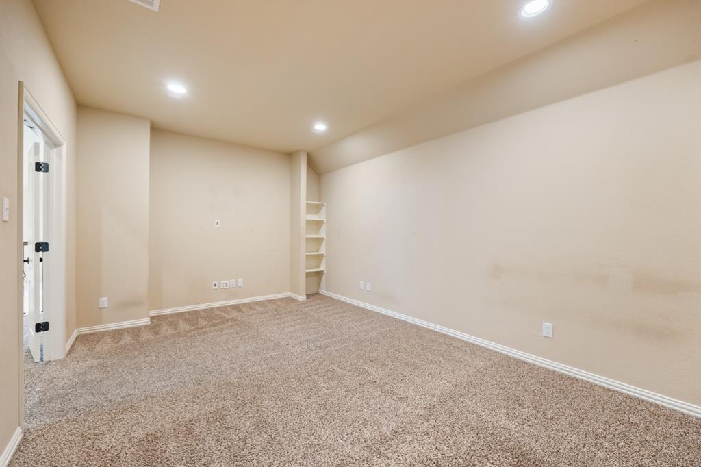 7520 Guadalupe Way - Photo 15