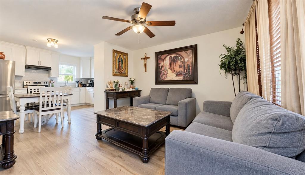 8829 Easley Street - Photo 3