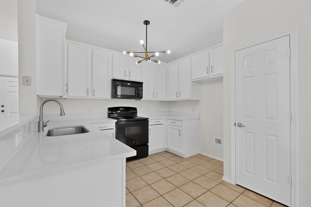 9325 Masse Court - Photo 10