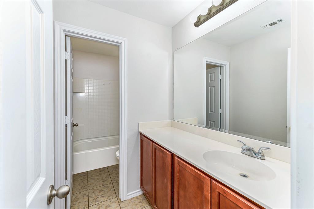 10964 Colonial Heights Lane - Photo 11