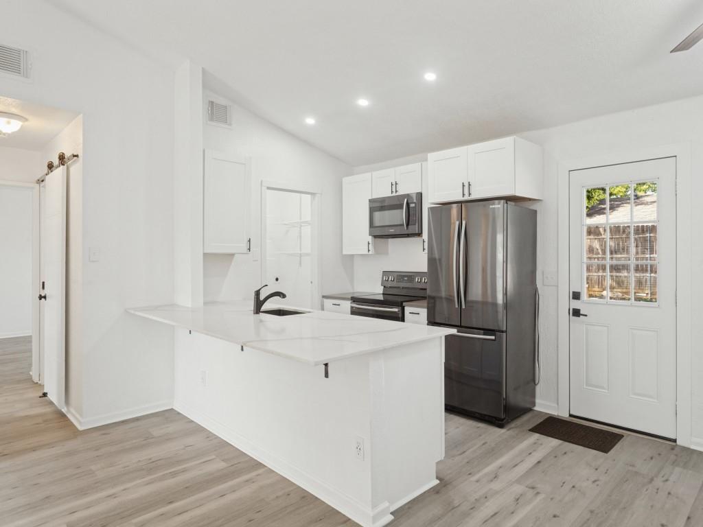 1155 Silverlake Drive - Photo 19