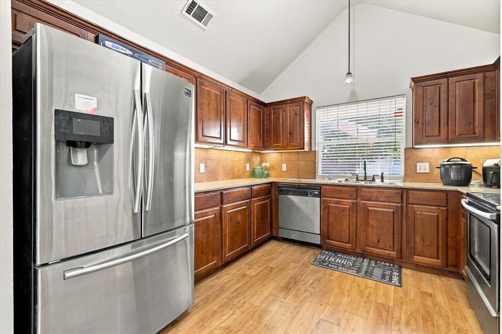 2924 Englefield Green - Photo 12