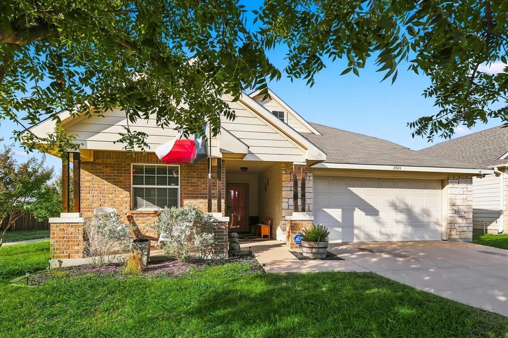 2924 Englefield Green - Photo 5
