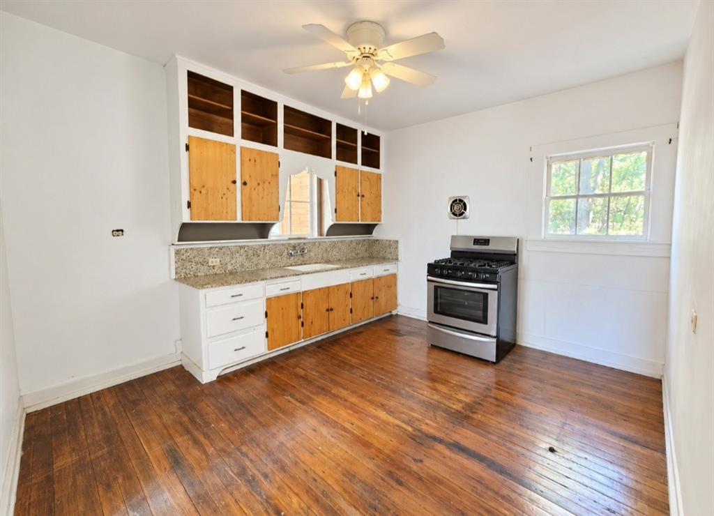 109 County Road 4835 - Photo 10