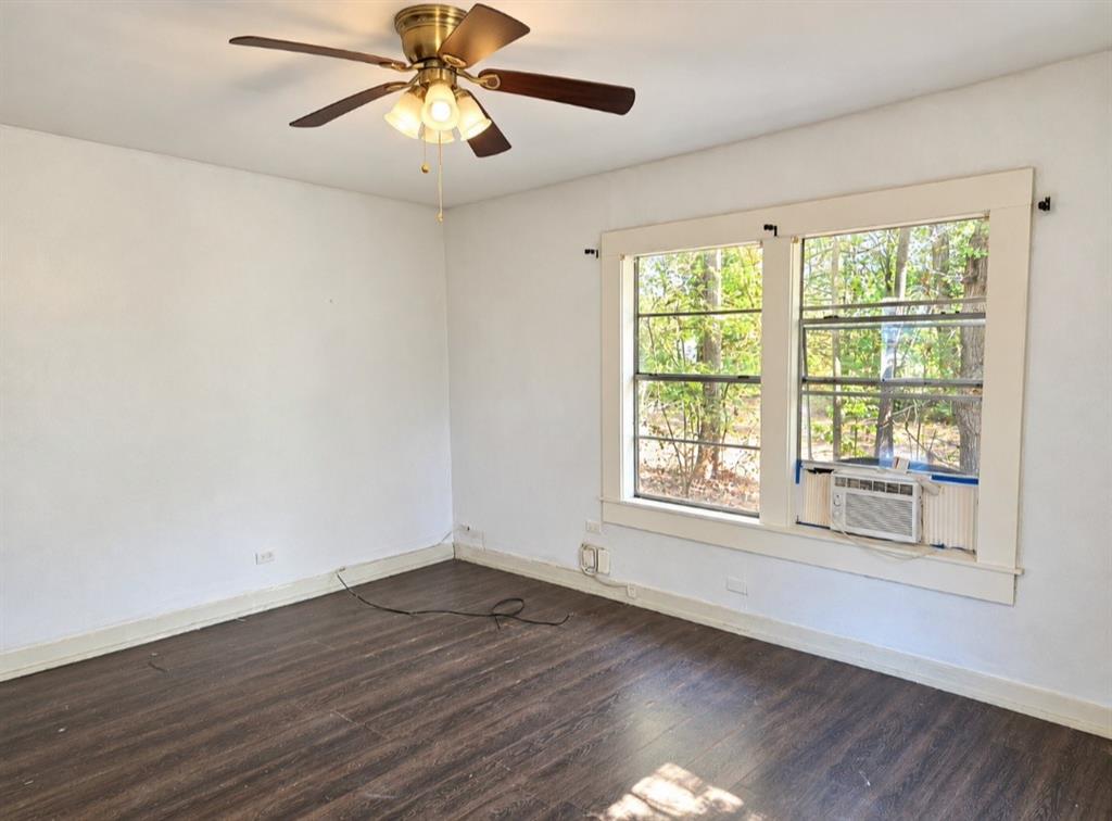 109 County Road 4835 - Photo 14