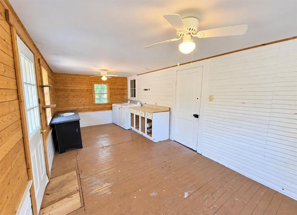 109 County Road 4835 - Photo 6