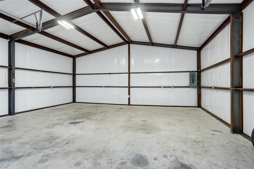 1556 Woodbee Court - Photo 14