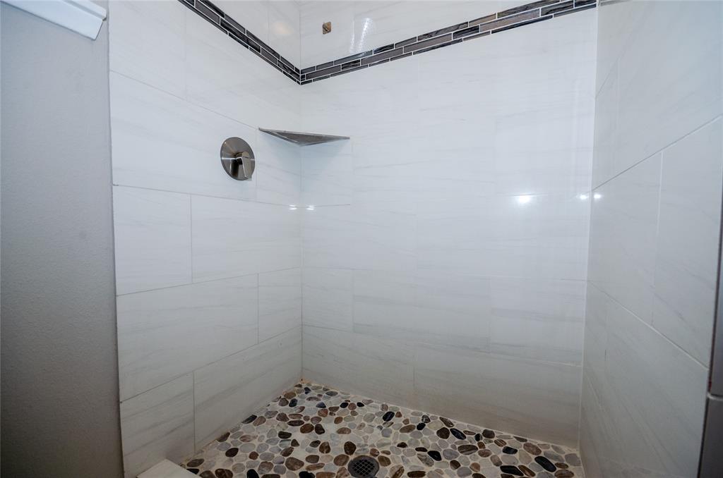 104 Cole Street - Photo 8