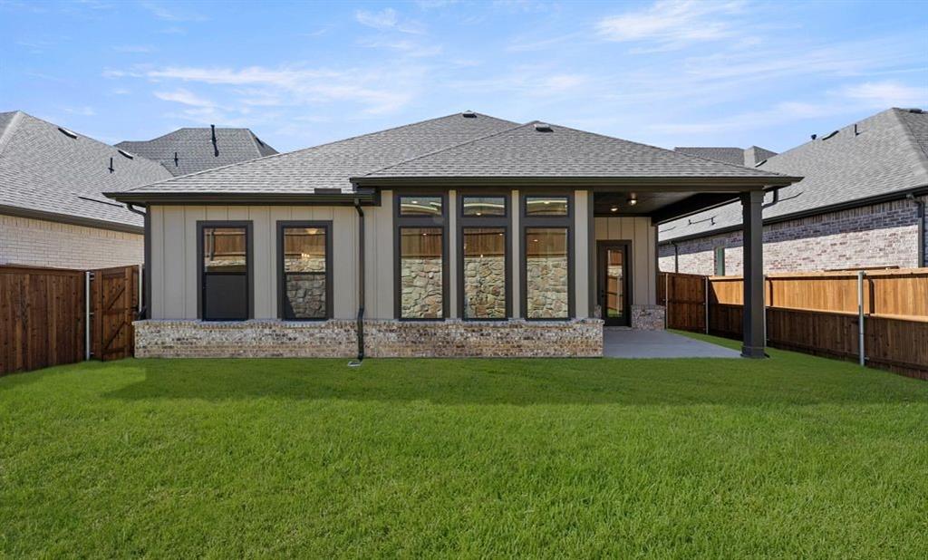 1219 Stone Cliff Drive - Photo 3
