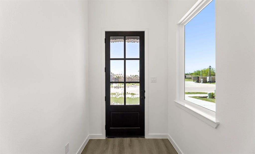 1219 Stone Cliff Drive - Photo 4