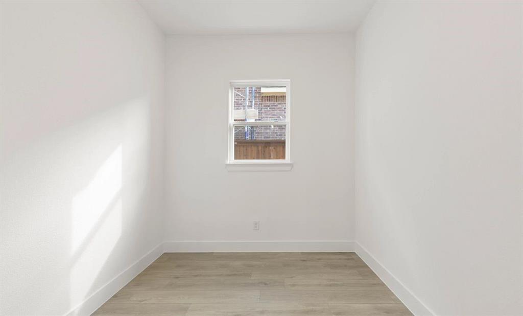 1209 Eclipse Way - Photo 12