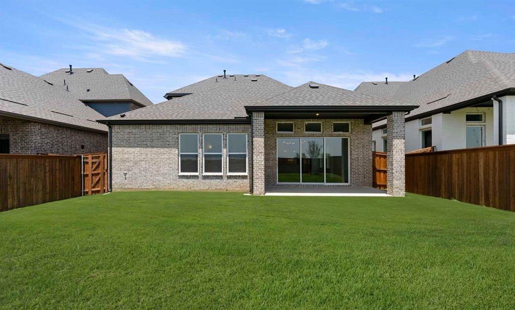 1223 Stone Cliff Drive - Photo 3