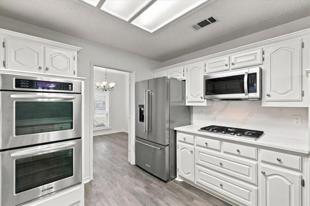 210 Santa Fe Trail