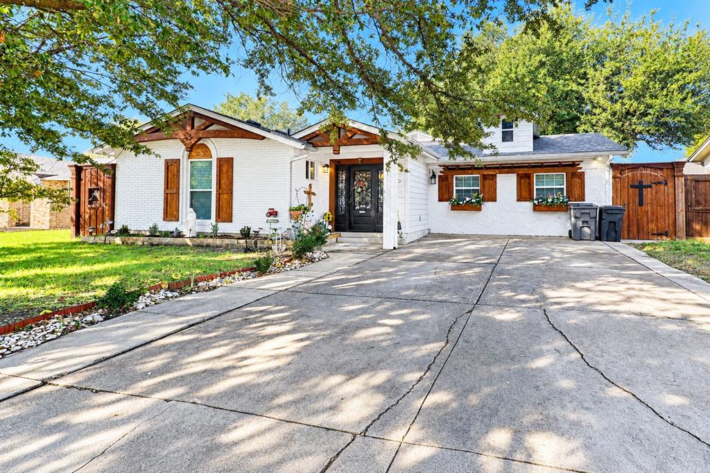 405 Vicki Street - Photo 1