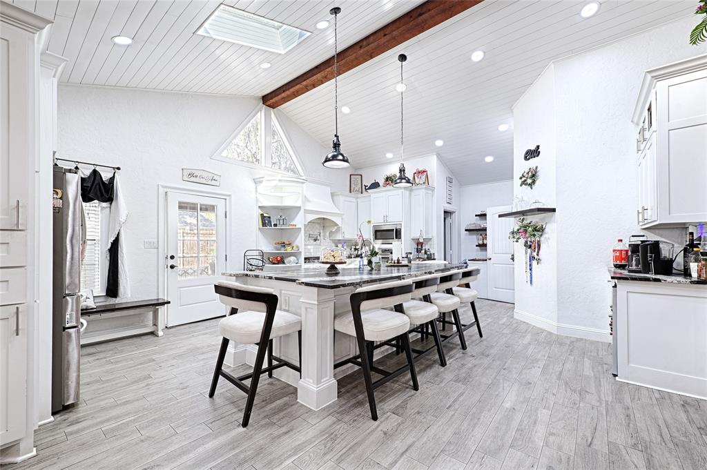 405 Vicki Street - Photo 8