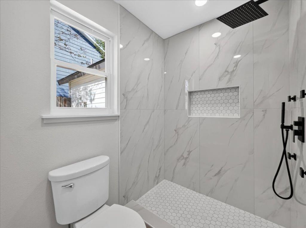 5502 Bainbridge Drive - Photo 17