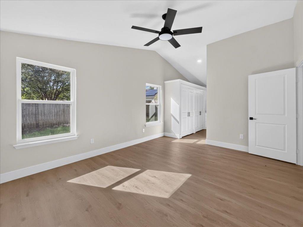 5502 Bainbridge Drive - Photo 9