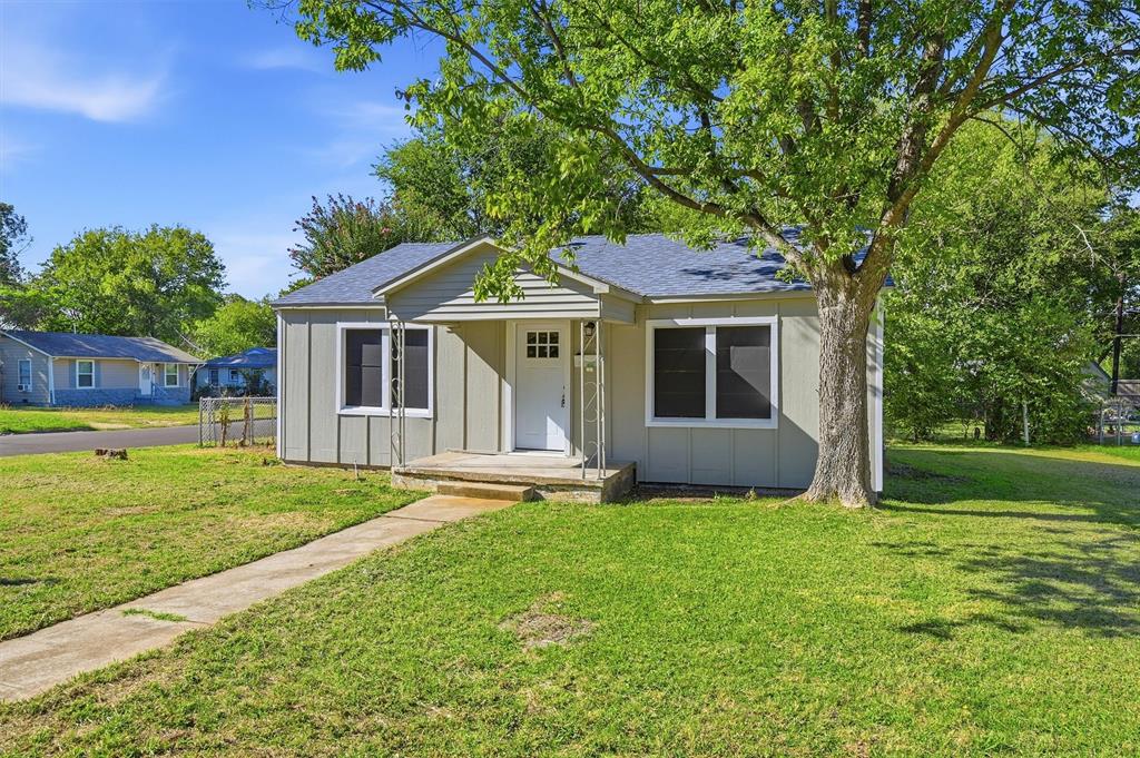 1218 S Maxey Street - Photo 1