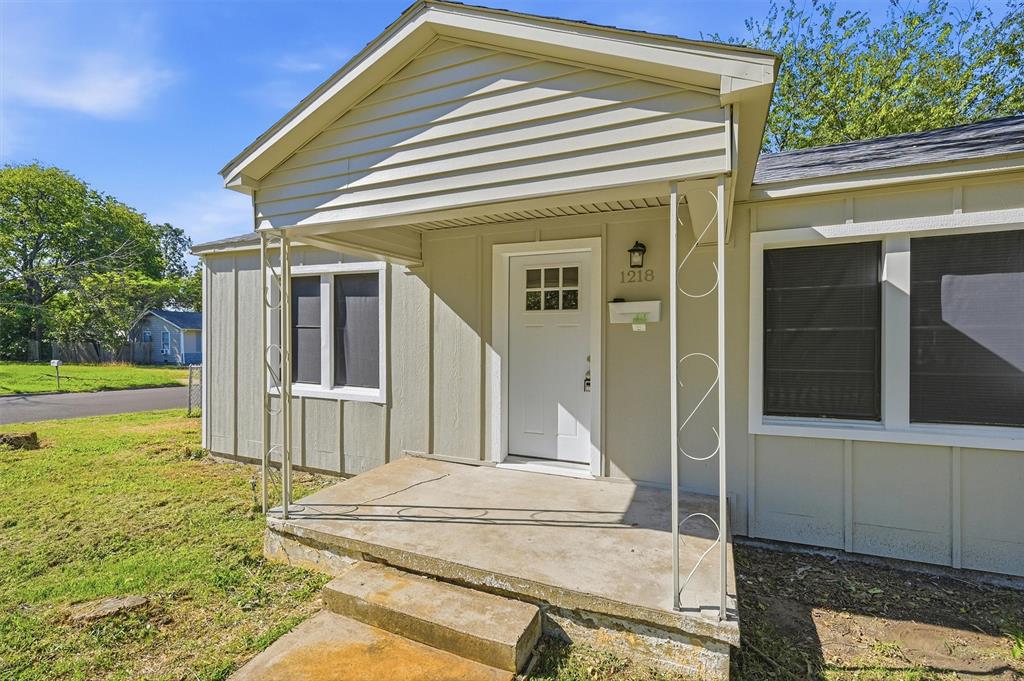 1218 S Maxey Street - Photo 4