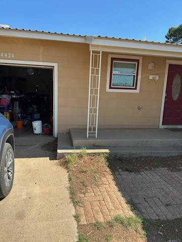 4424 Redbud Avenue - Photo 2