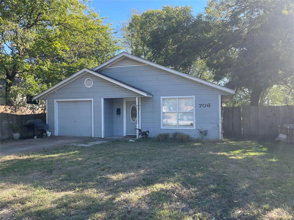 706 E High Street - Photo 1