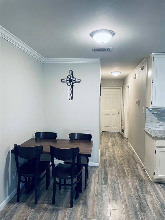 706 E High Street - Photo 5