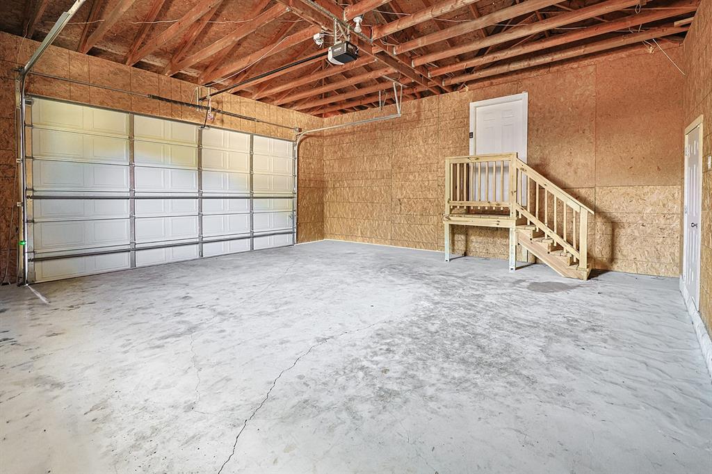 305 W Thomas Street - Photo 22
