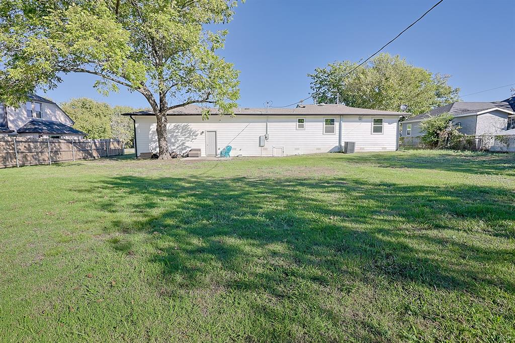 305 W Thomas Street - Photo 25