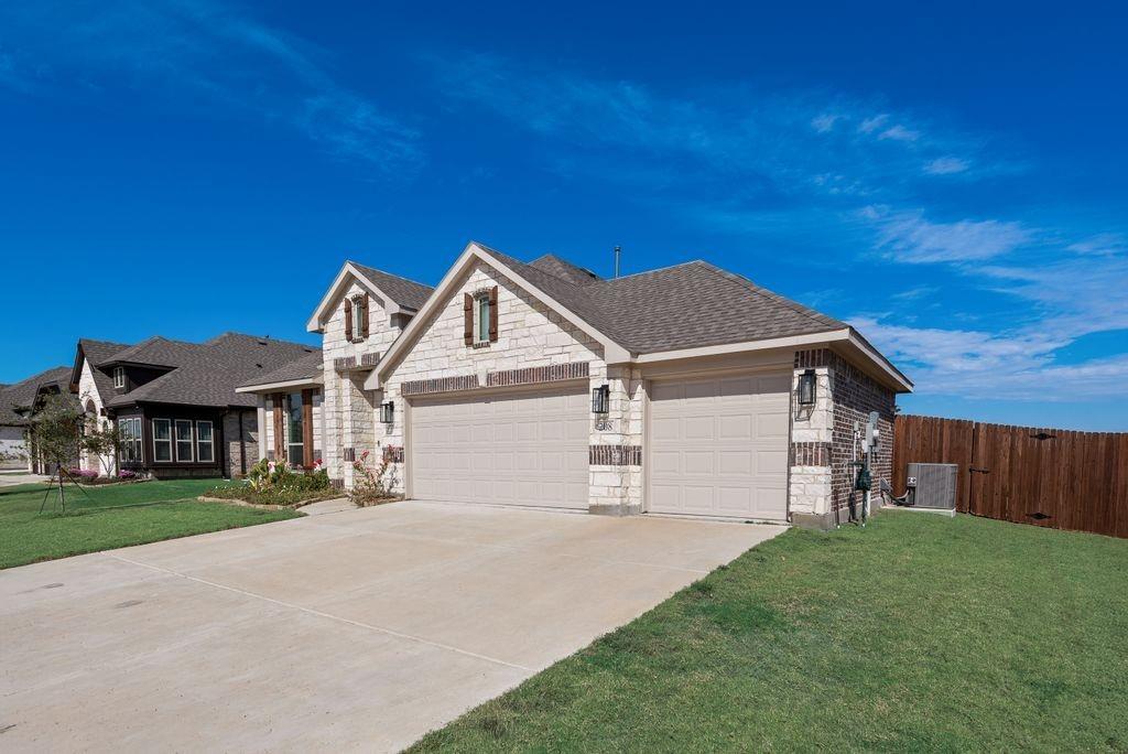 208 Shady Bank Way - Photo 2