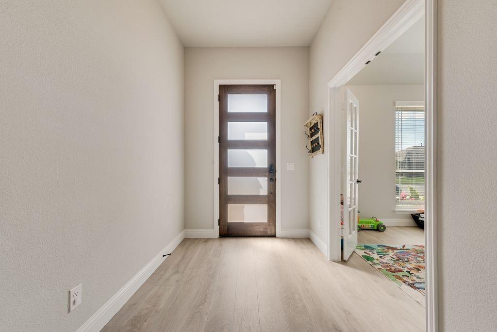 208 Shady Bank Way - Photo 3