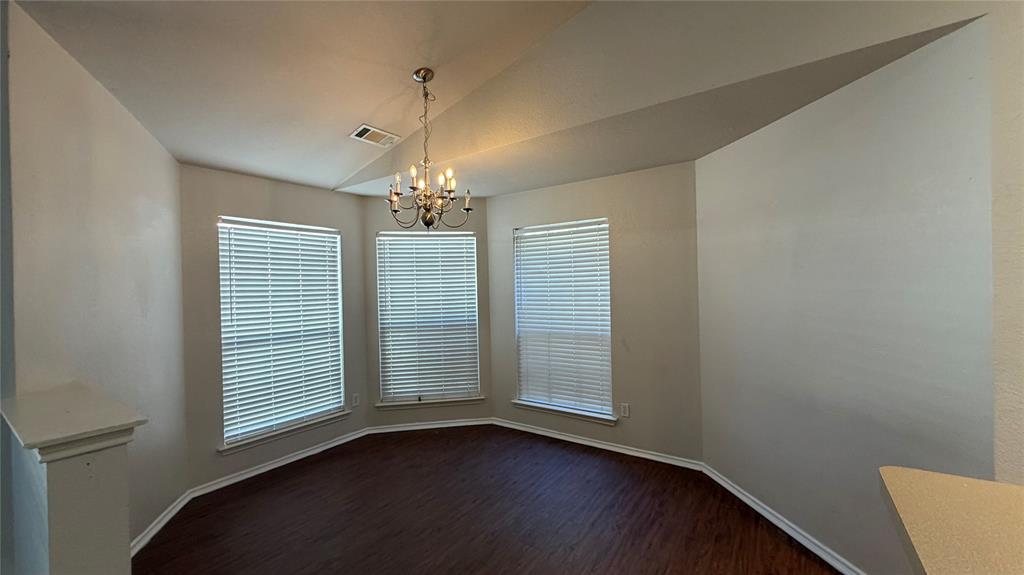 1141 Boxwood Drive - Photo 4