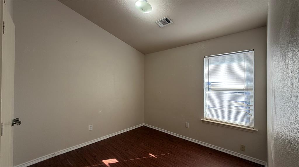 1141 Boxwood Drive - Photo 9