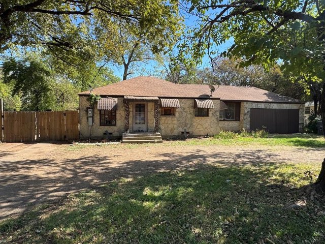2242 Lolita Drive