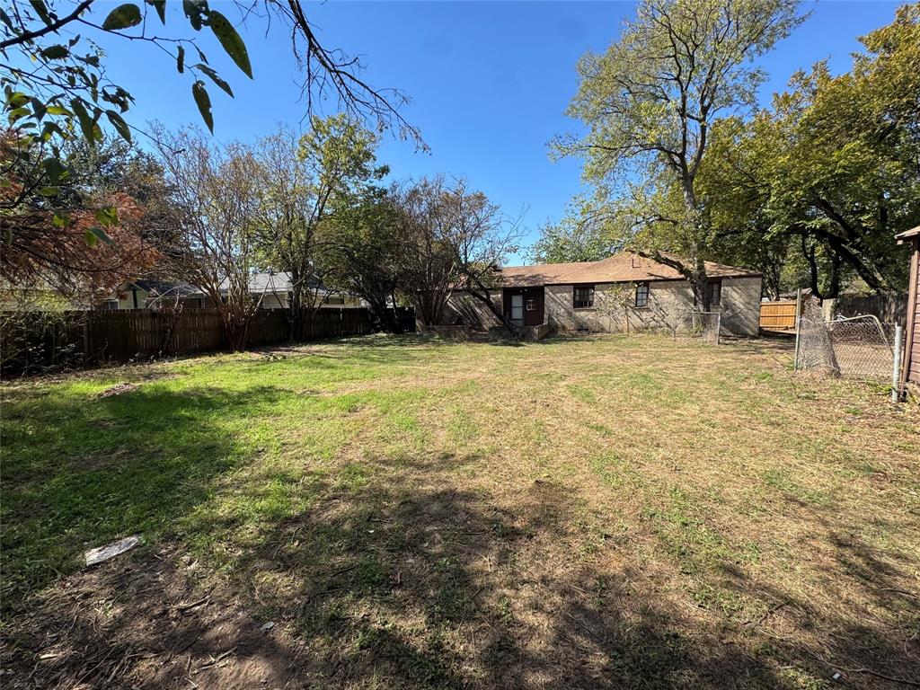 2242 Lolita Drive - Photo 10