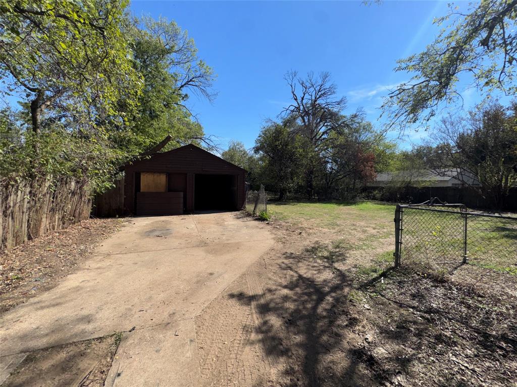 2242 Lolita Drive - Photo 12