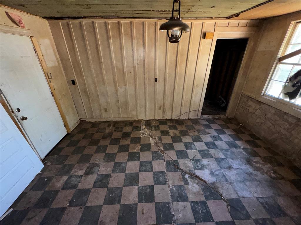 2242 Lolita Drive - Photo 3